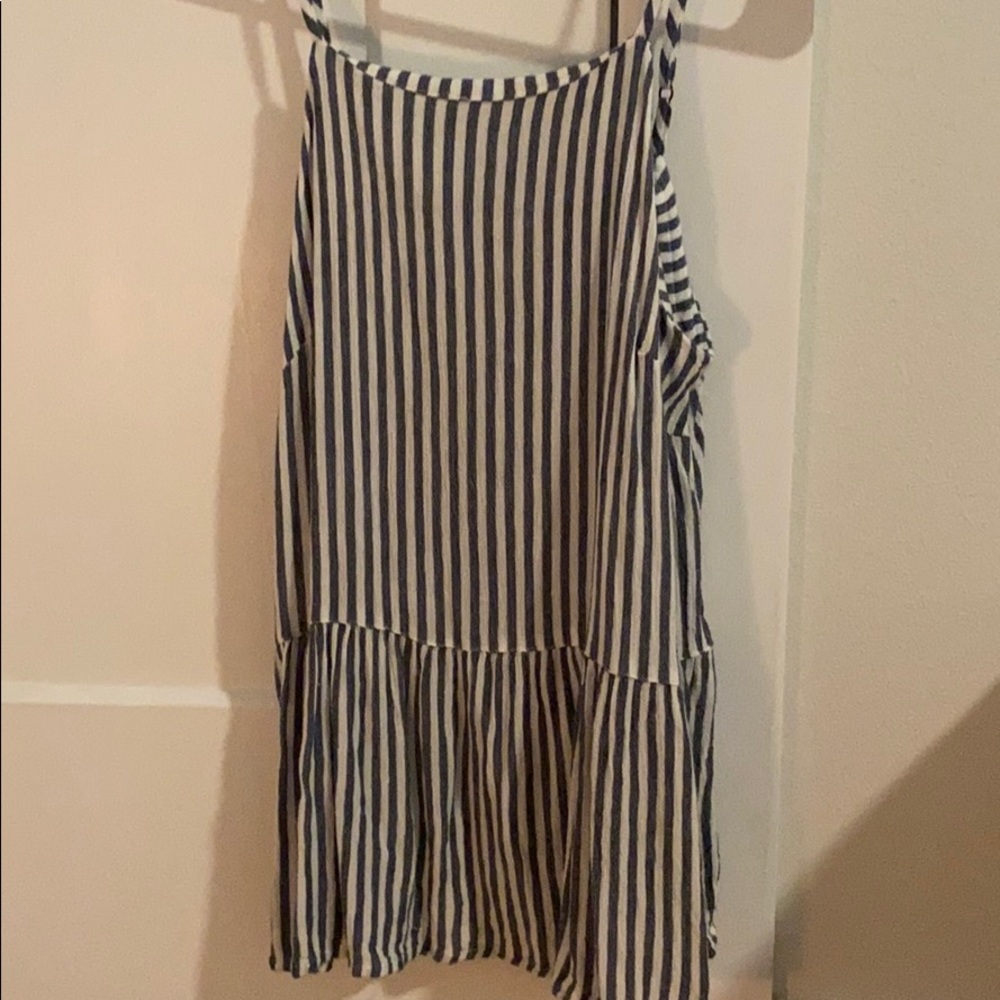 dark blue and white striped tank top!